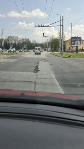 Pothole report #12